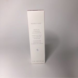 Mary Kay medium coverage foundation and tinted moisturizer in Ivory